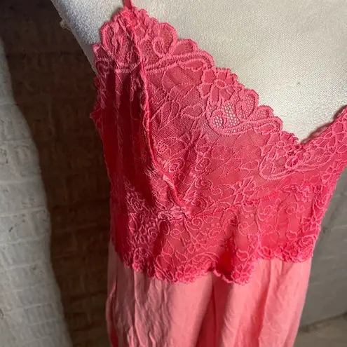 Vintage 90’s Gap Body Pink Lace Slip Dress Vneck Lingerie Sleepwear Size Large