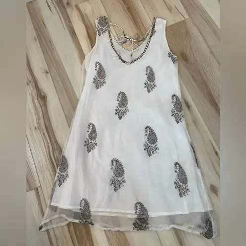 Vijay Singh White Dress With Paisley Print W/ Beading Sequins Light Weight SZ S