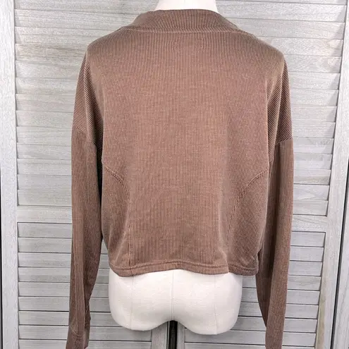 Lounge COLSIE Knit Set Pants & Cropped Button Front Top-Large