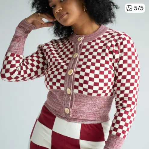 Find Me Now 🤍♥️ Presley Knit