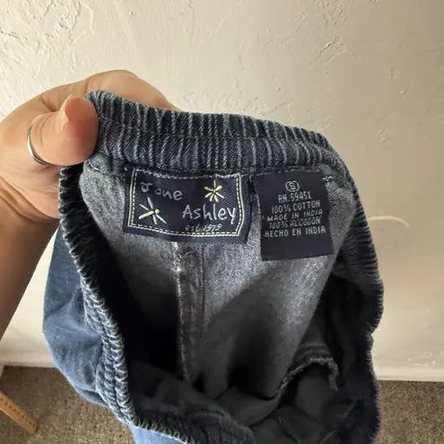 Jane Ashley Pants Vintage 90 small Embroidered Floral Capri Denim Cottage