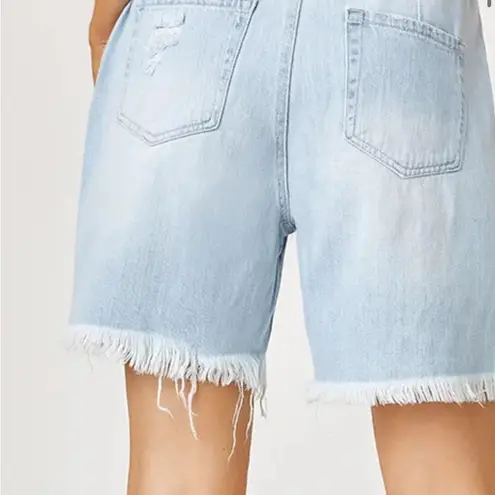 Risen Jeans High Rise Boyfriend Shorts Light Wash size small NWT Blue