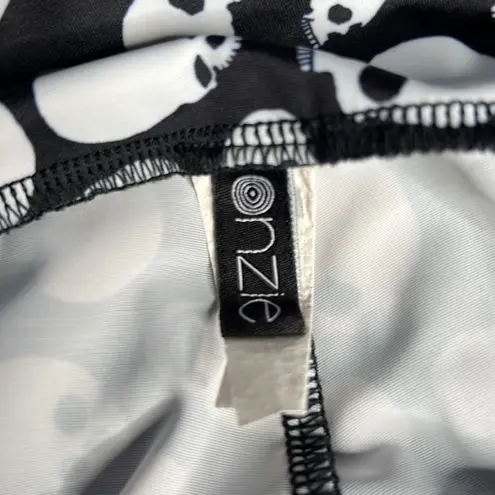 Onzie Skull Print Capri Leggings