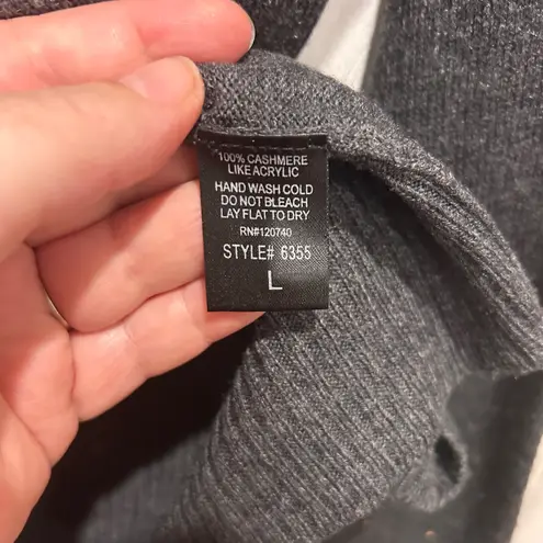 Mystree Women's Gray Soft Sweater Top Size Large Whimsigoth Career Party