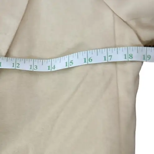 Harvé Benard Harve Bernard size 10P wool/cashmere cream color‎ blazer