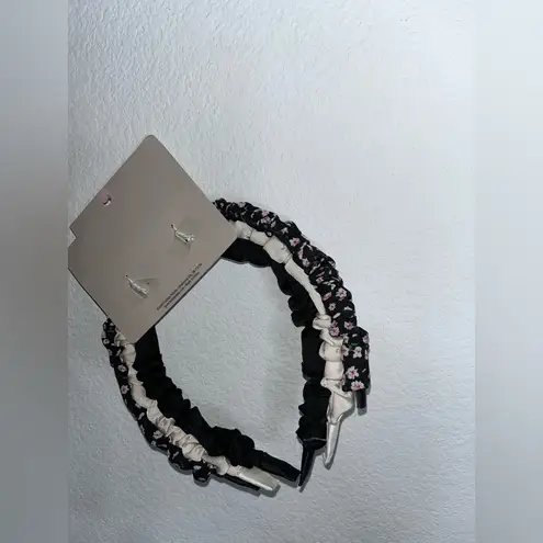 Fashion Tidbits NWT Scrunch Satin Fabric Chic Floral Shiny 3pc Headbands Junior Black