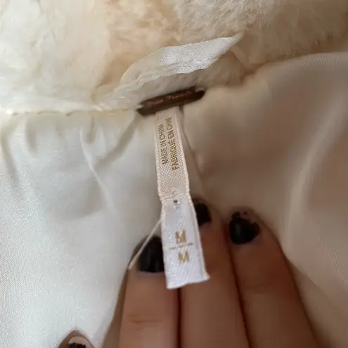 Free People  Kate Faux Fur Coat Jacket L IVORY‎ NWOT Button Collared Medium