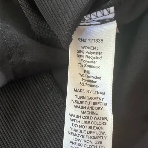 NWT! Planet Koi Black Longevity Scrub Top XXS