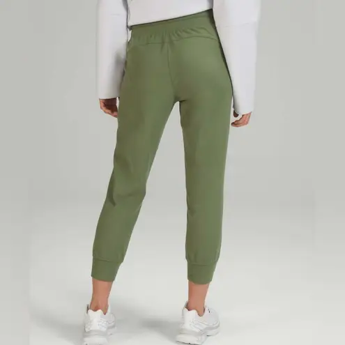 Lululemon  Ready To Rulu High Rise Jogger Crop Size 0