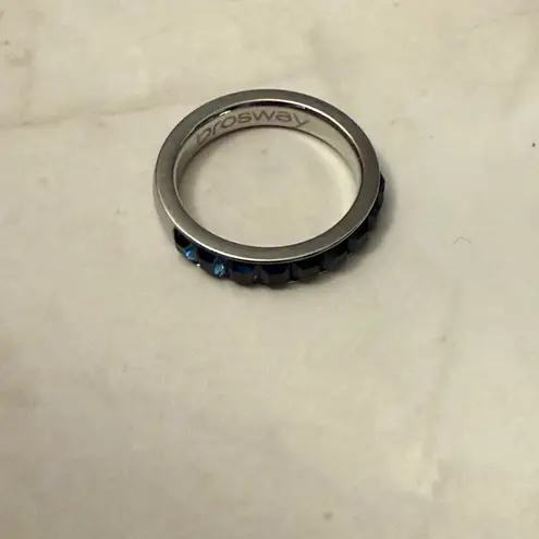 🍁Broadway Silver and Blue Crystal Ring