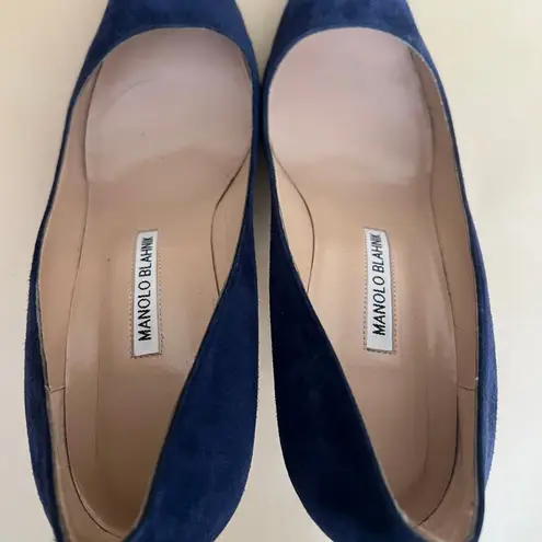 Manolo Blahnik , Pumps, Navy, Suede, Pointed Toe, Heel, Women’s Sz 40½ EU – Chic