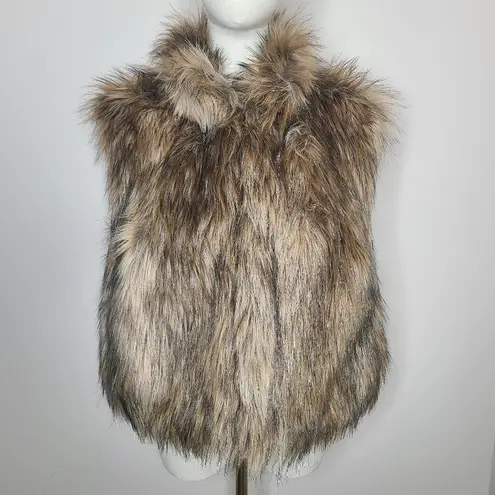 Alice & Trixie Alice & Trixie Hudson Faux Coyote Fur Vest Size M/L