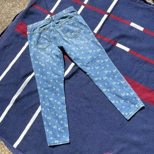 Free People  floral cropped medium wash ankle skinny jeans