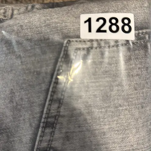 7 For All Mankind Jen 7 for Seven for All Mankind‎ Slim Boyfriend Embroidered Jeans Size 22