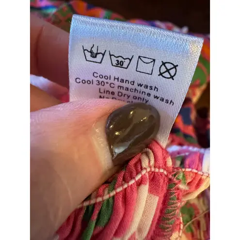 Feather & Find Shirt Women XS Pink Geometric Shiva Boho Luxe Smocked Tie Strap