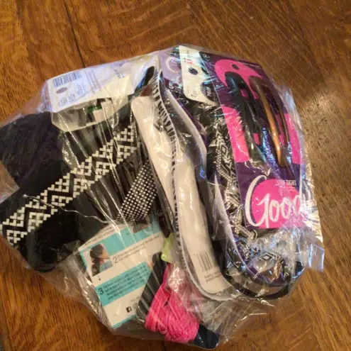 10 Piece Hair Accessories Bundle NWT total pcs 22 Black