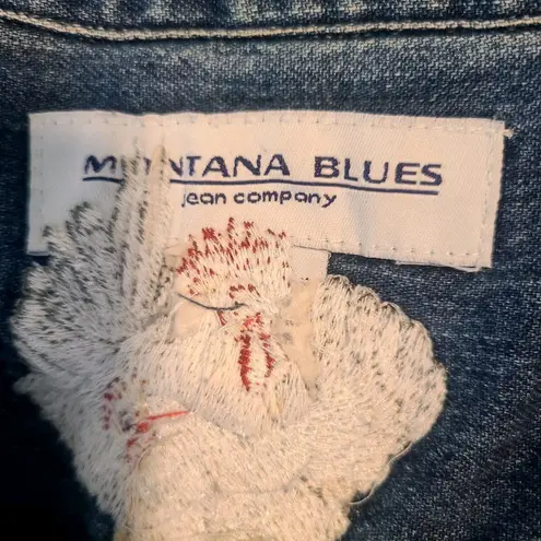 Montana West Denim Embroidered Button Down Shirt Farm Animals Horse Chickens