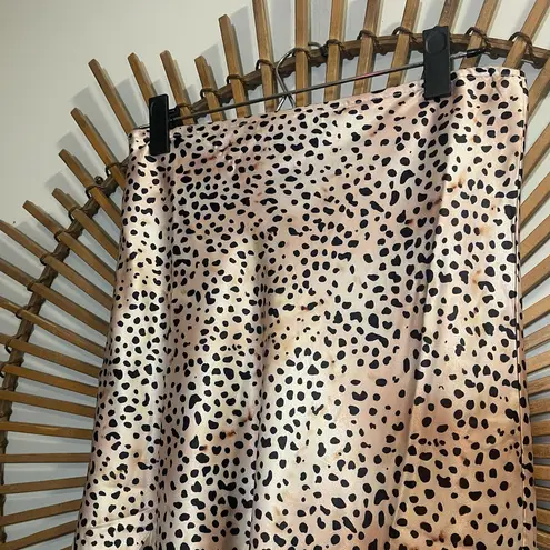 Petal and Pup Womenâs Asymmetrical Satin Cheetah Print Midi Skirt Glam Flowy - Image 9