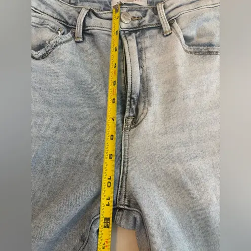 Risen High Rise Distresed Crop Straight Denim Jeans Light Wash Size 7/28 0437 Blue