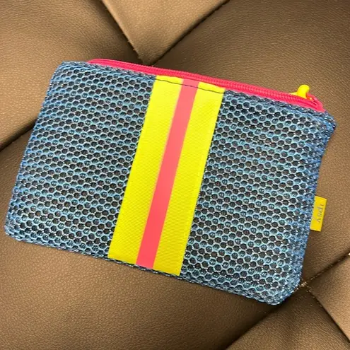 Ipsy  makeup bag