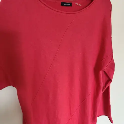 Verve Ami Womens Size 1X Fuschia Pink Red Long Sleeve Asymmetrical Sweater