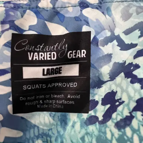 Constantly Varied Gear CVG Blue Animal Print Capri Leggings Workout Large Gym