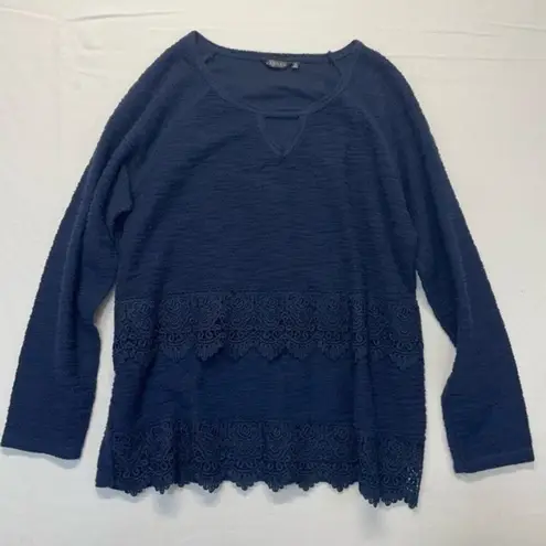 Hannah Knit Sweater Women’s Size XL navy eyelet lace V