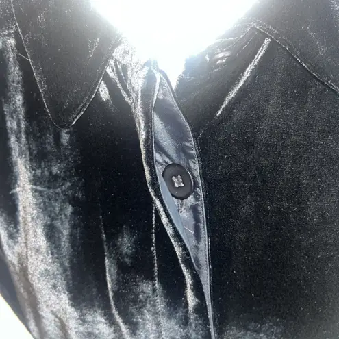 Amanda Smith Women’s Black Velvet Silk Blend Belted Shirt Jacket Dark Academia