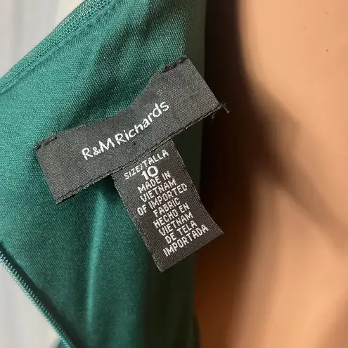 R & M Richards  Green Fringe Sequin Formal Dress Size 10