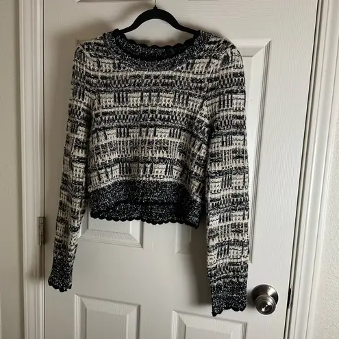 House of Harlow 1960 Black and Cream Knit Sweater Size Medium