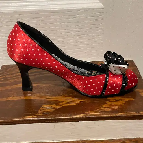 Bettie Page Closed Toe Polkadot Pump Heel Red White Black Bow Detail Size 6