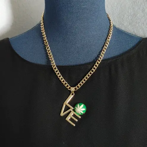 Love Mary Jane Pot Leaf Necklace Set 420 Green