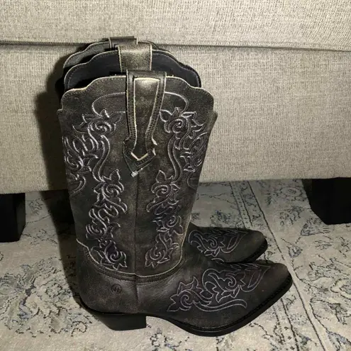 Dingo Flirty N' Fun Embroidered Cowboy Boots Mid Calf Mid Heel