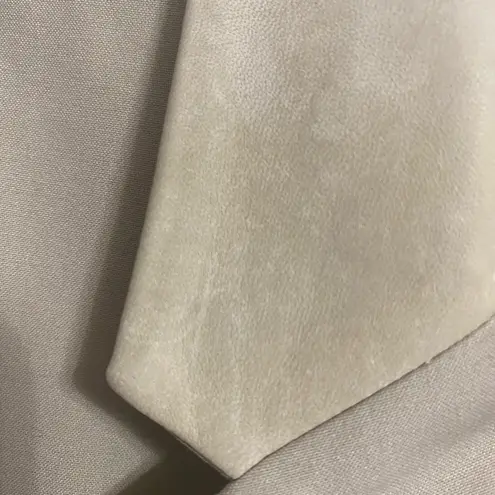 Elizabeth and James Ecru Blazer NWT size 10 with lamb leather trim