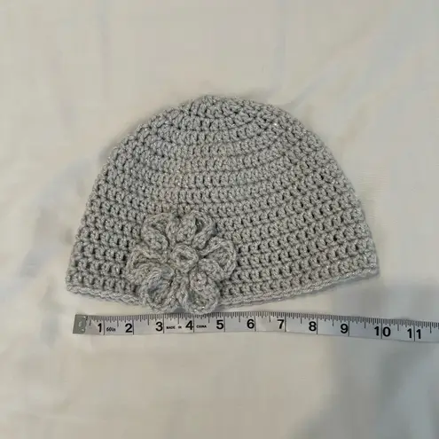 NWT Angela’s Designs handmade silver metallic crocheted hat with matching flower