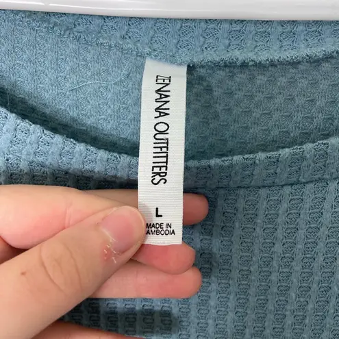 Zenana Outfitters light blue green waffle print soft textured long sleeve shirt