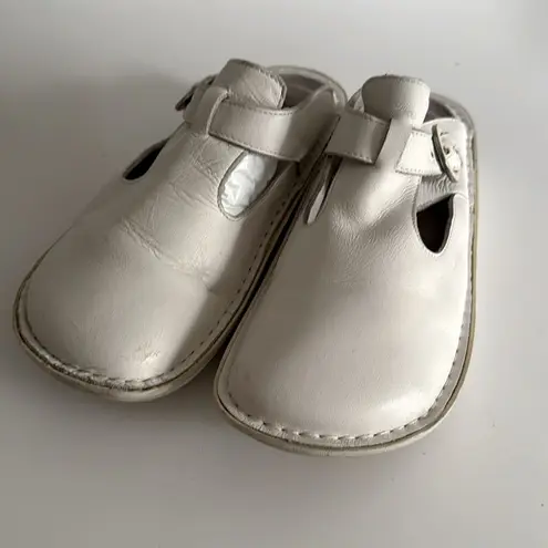 Alegria Donna white Women's Clog with Buckle EUC