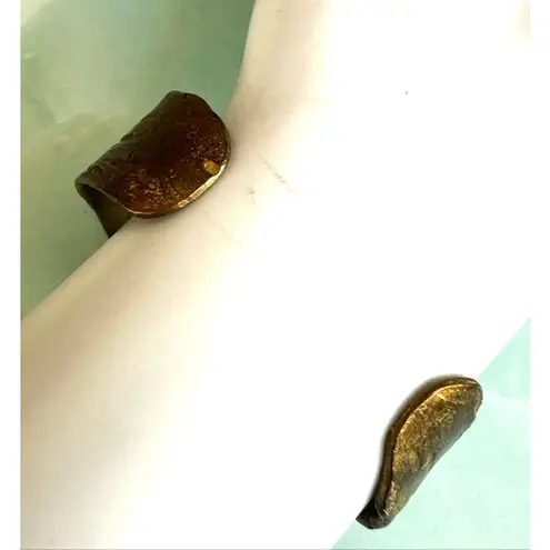 Artisan Textured Gold