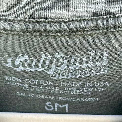 California RetroWear Adventure Flamingo Graphic T