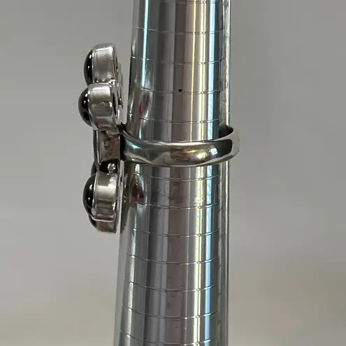 Sterling Silver 925 Garnet Gemstone Flower Ring Size 7.5 Red