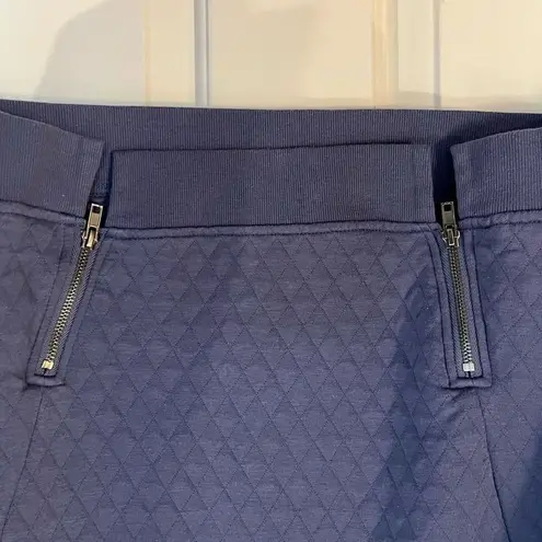 Max jeans Women’s Quilted Sweatshirt Size XS