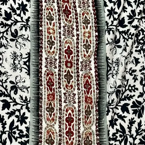 Peter Nygard Lovely Floral Patterned Peasant Shirt Blouse Boho Chic Witchy Wicca