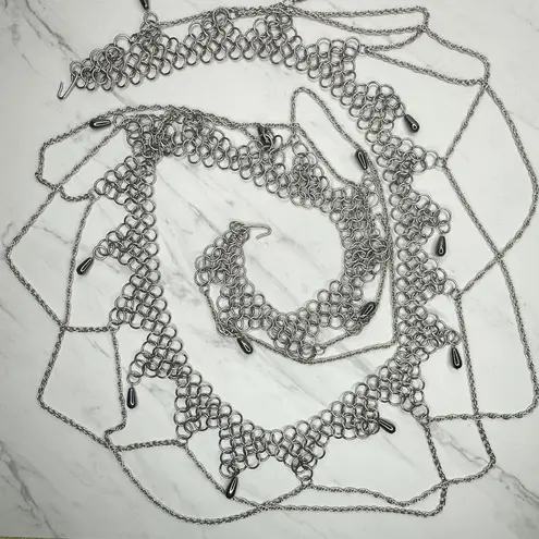 Silver Chunky Chain Belt Draped Beaded Y2K Festival Hook Closure One Size (OS) ✨