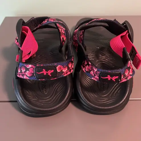 Chacos Chaco Z/Volv pink blue sandals 7