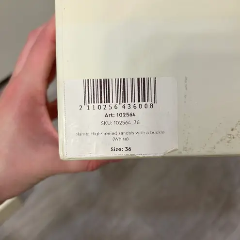 12storeez leather white sandal heels with a buckle size 36 thumbnail 5