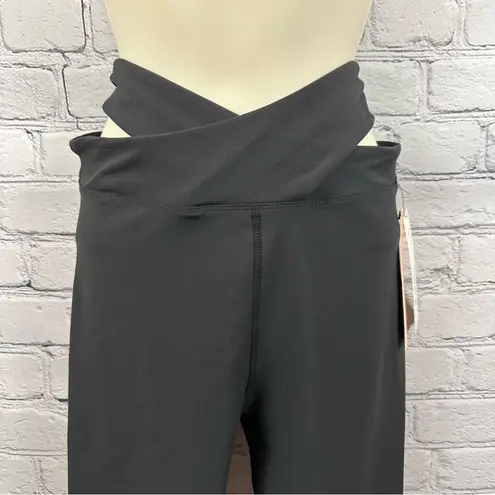 AQUA  Athletic Cross Over Waistband Leggings Medium Compression Black XS NWT