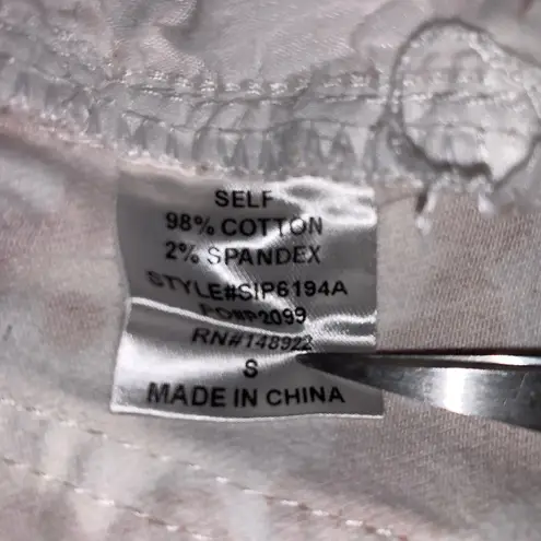 Sunland 17 high rise cowhide flare with frayed hem jeans size Small