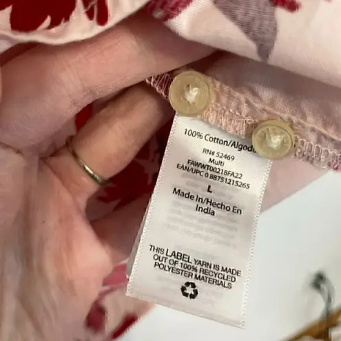 FREE ASSEMBLY Button Shoulder Blouse Long Sleeve Light Pink ? Red Floral Ruffle Size L