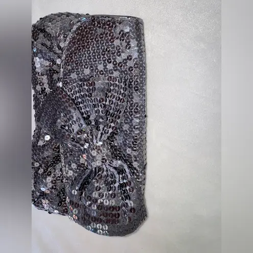 Felix Ray New York Gray Silver Shiny Sequin Clutch Bag With Bow Detail
