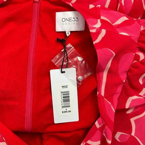 NWT One33 Social Women's Red Abstract